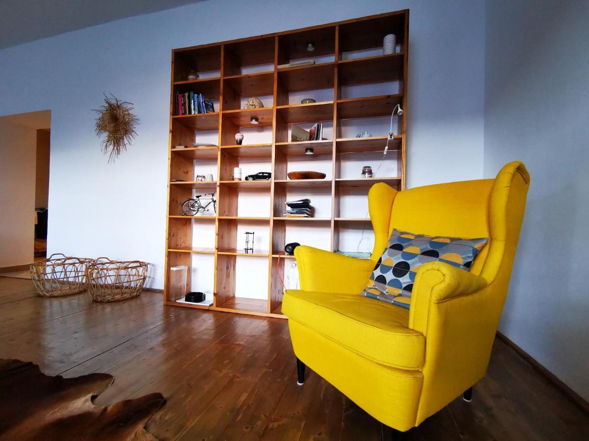 Falcon Apartment Трнава Екстериор снимка