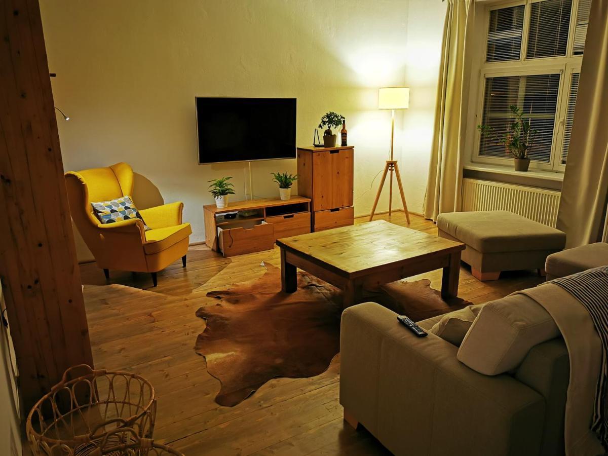 Falcon Apartment Трнава Екстериор снимка